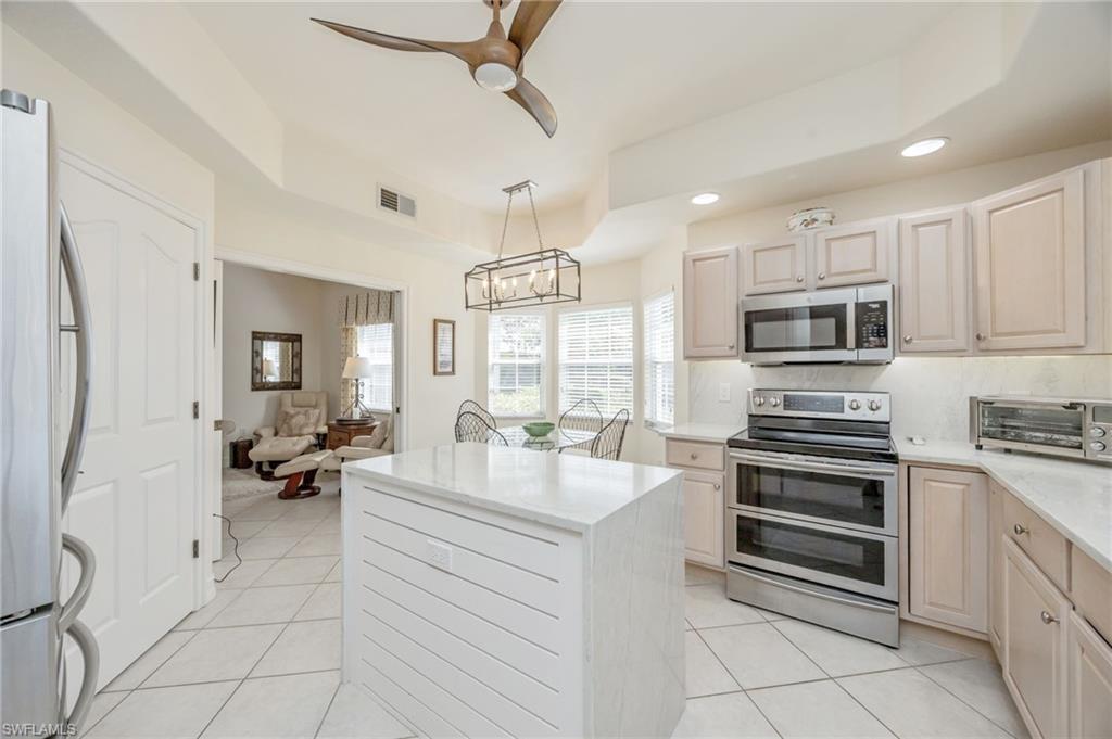 8200 Saratoga DR 401 photo 8