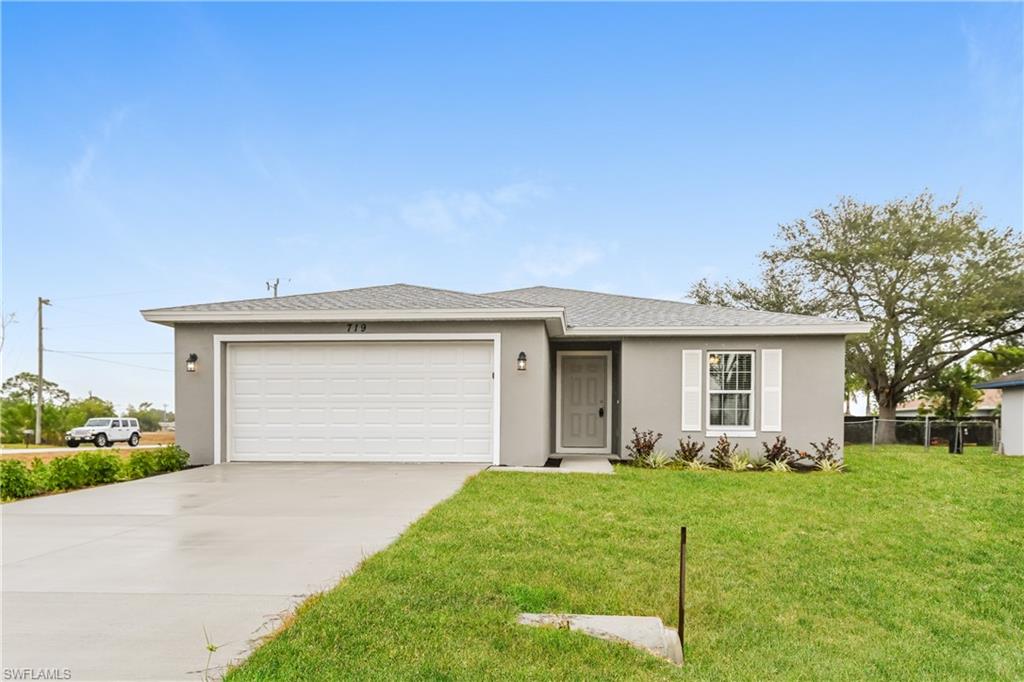 719 SW 13th TER
