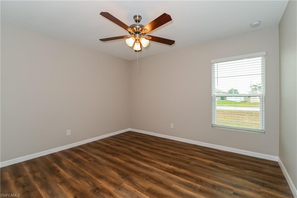 719 SW 13th TER photo 10