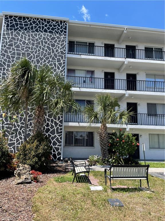 4906 Victoria DR 313
