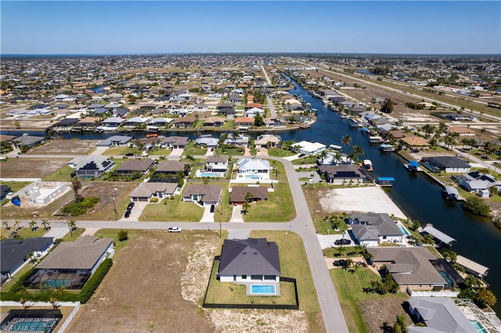 Your private SWFL oasis awaits!