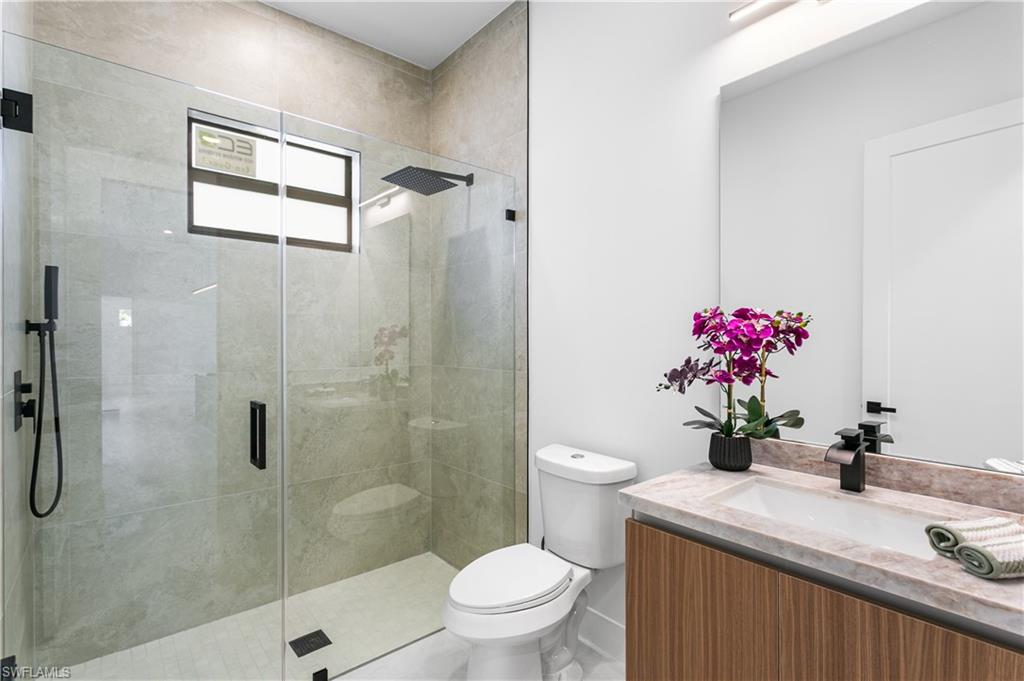 Hallway Bathroom 3