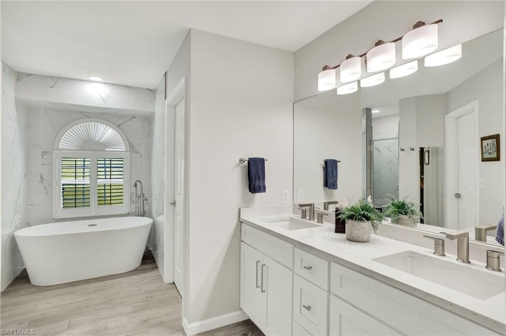 9820 Alhambra LN photo 10