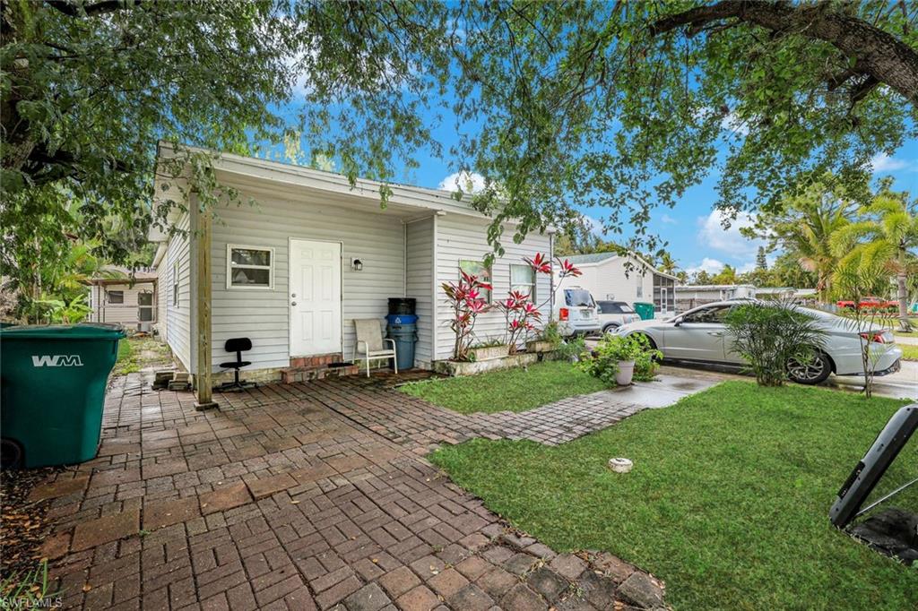106 Moon Bay ST photo 22