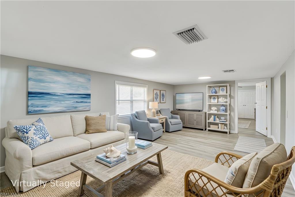 Virtually Staged Livingroom