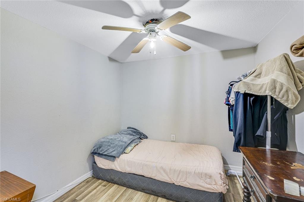 106 Moon Bay ST photo 20