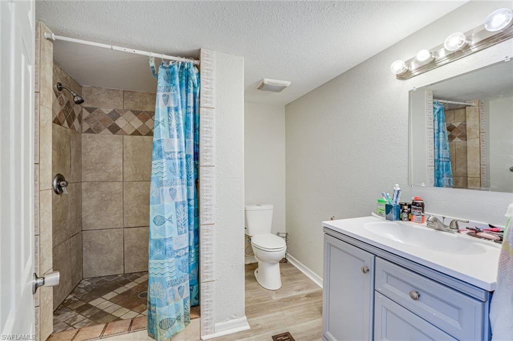 106 Moon Bay ST photo 21