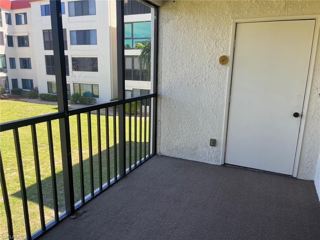 Screened-In Lanai