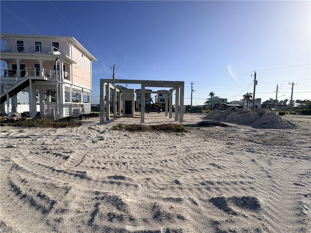 452 Estero BLVD