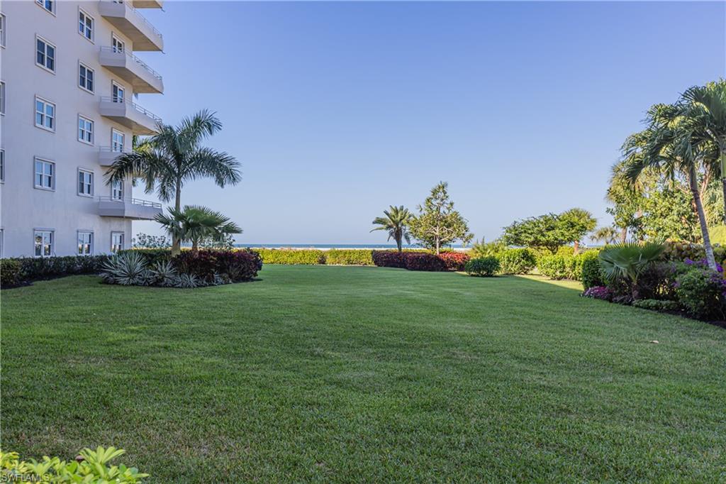 240 Seaview CT 105 photo 9