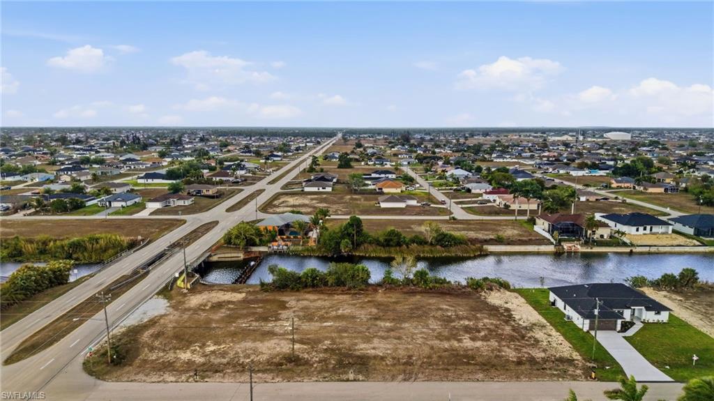 1525 NW 17th ST