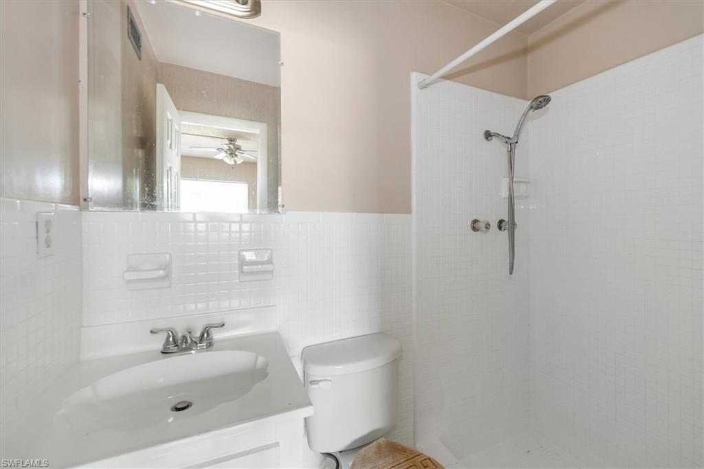 712 Joel BLVD photo 17