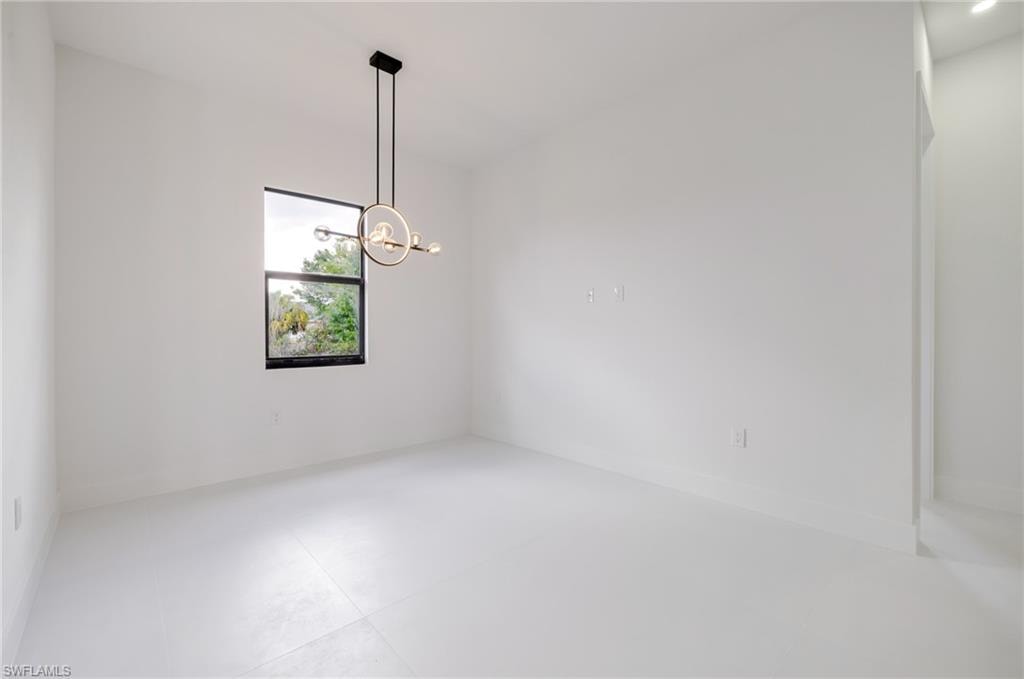 1211 Cloplon ST E photo 11