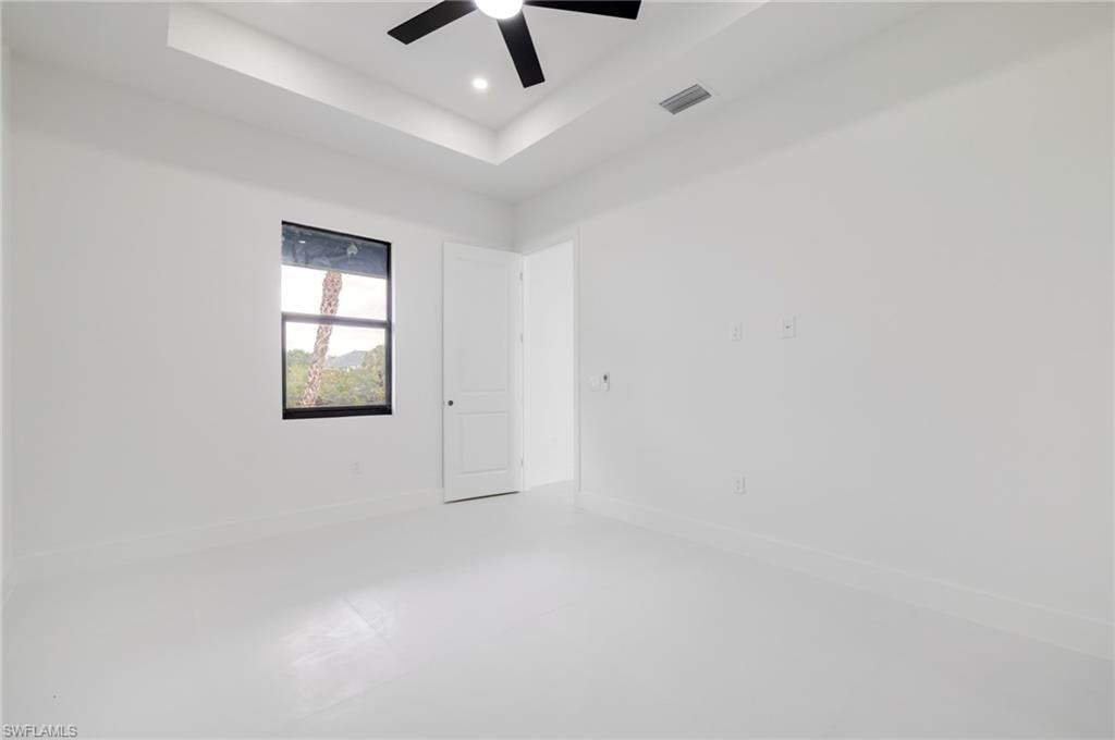 1211 Cloplon ST E photo 21