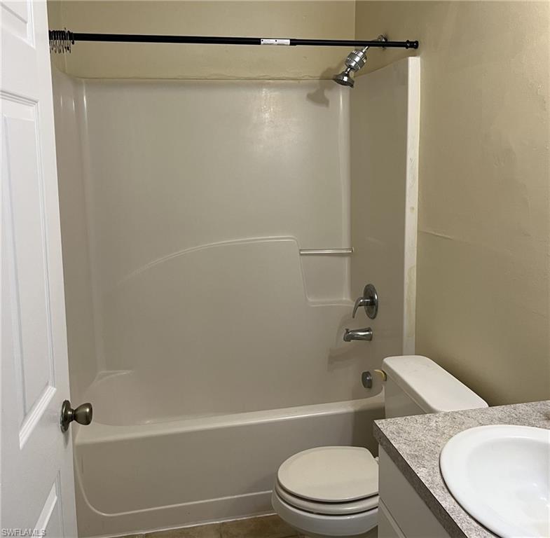 2424-2426 Ted AVE S photo 9