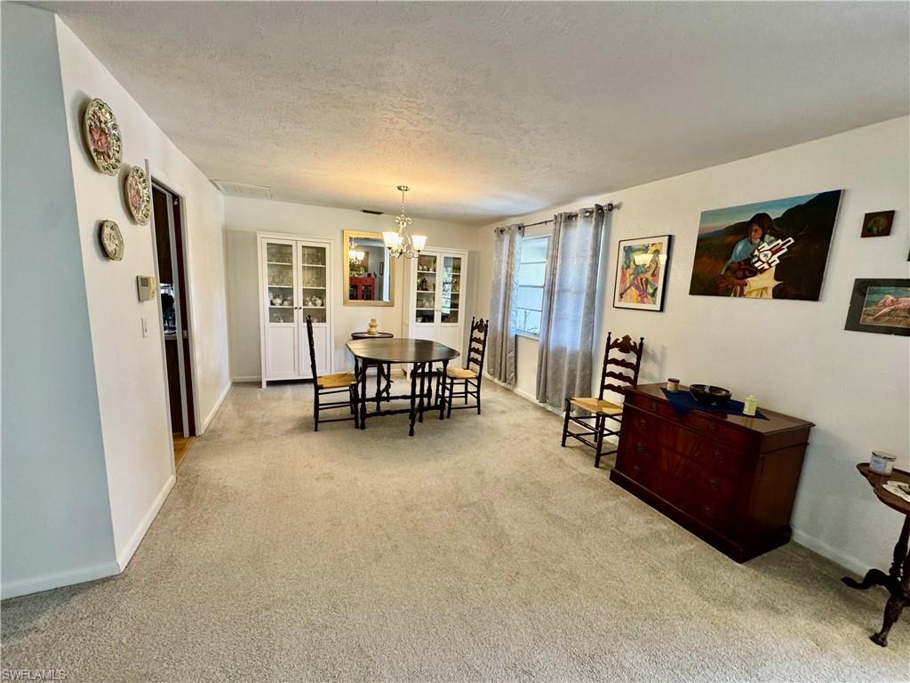 1654 Fountainhead RD photo 9