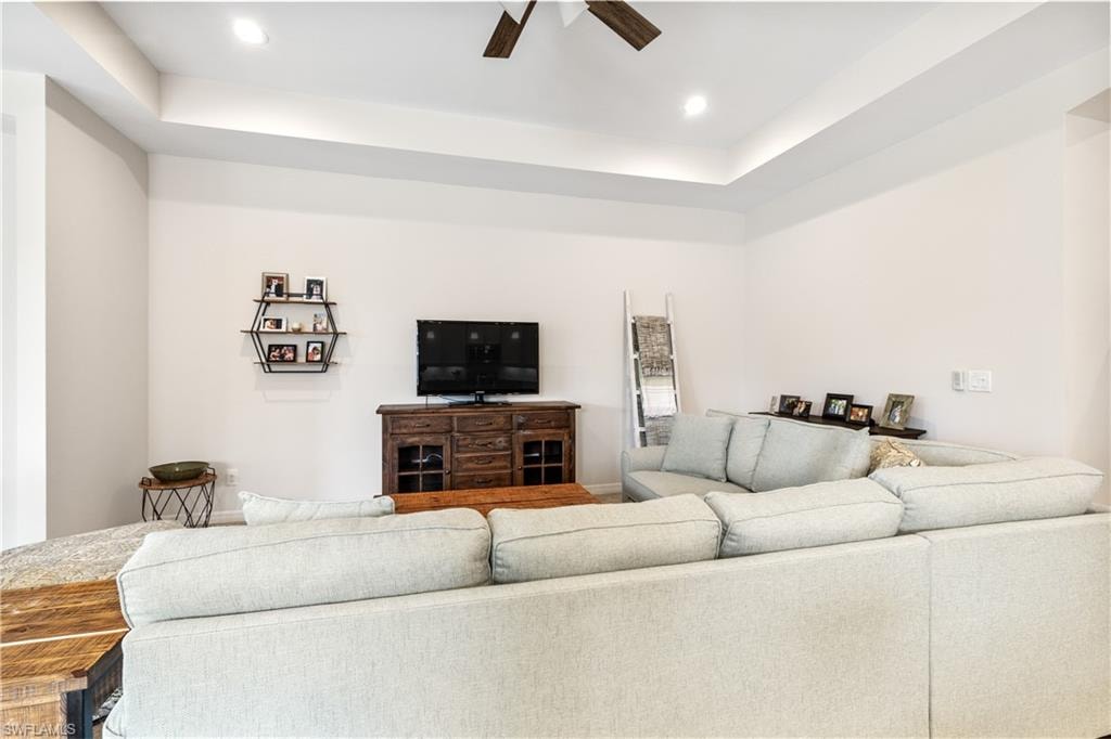 2935 Sunset Pointe CIR photo 15