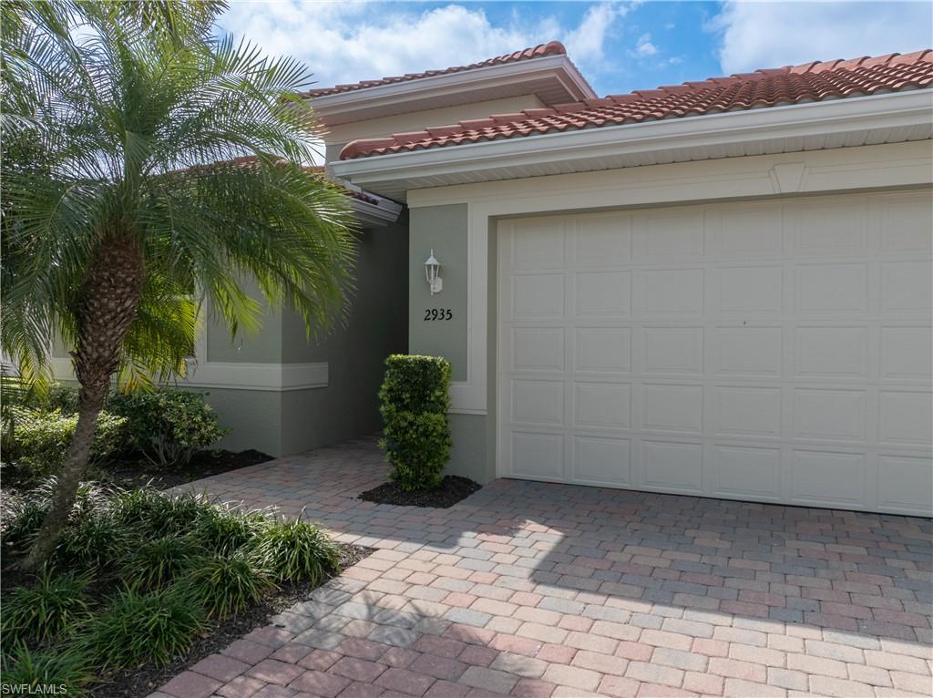 2935 Sunset Pointe CIR