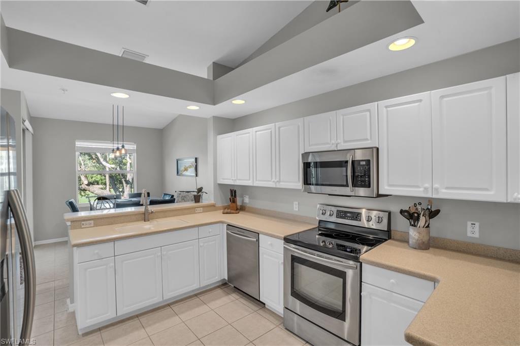3435 Laurel Greens LN S 202