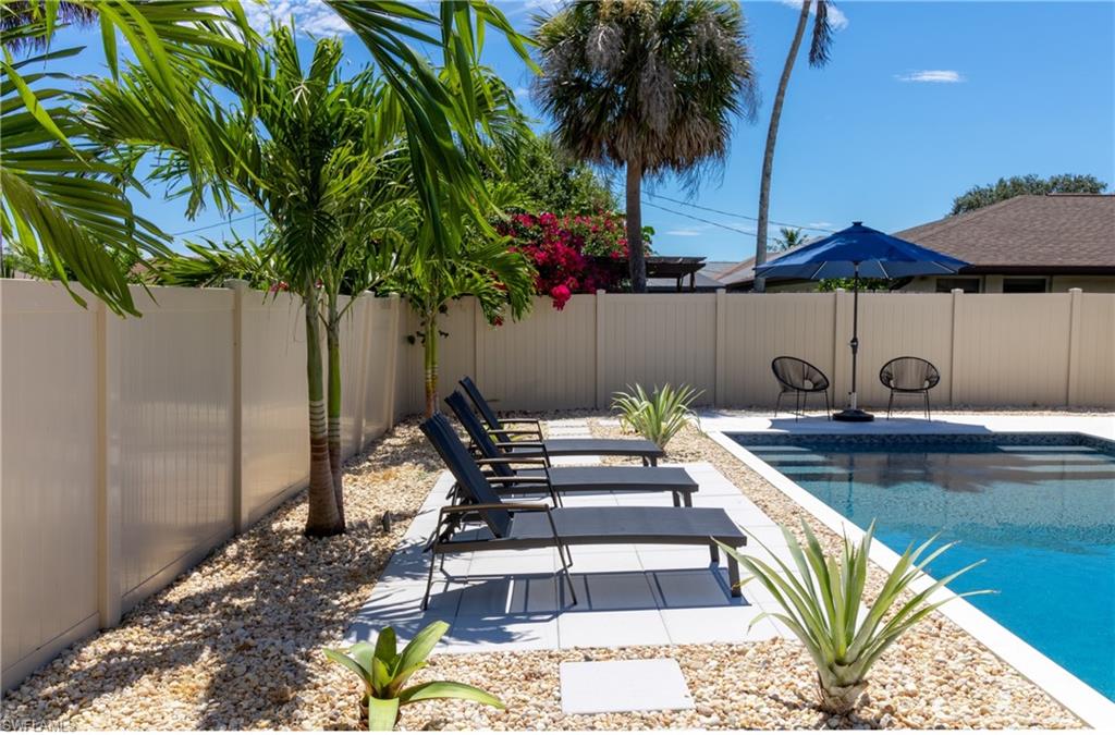 Lounge Area with Heated Pool