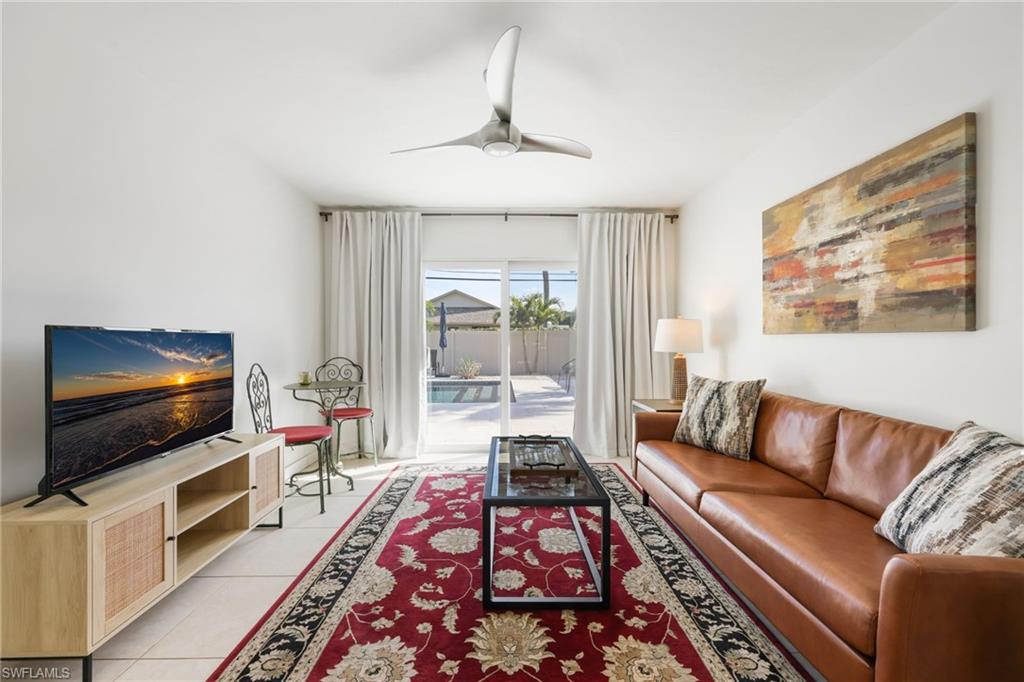 Den & Bonus Room