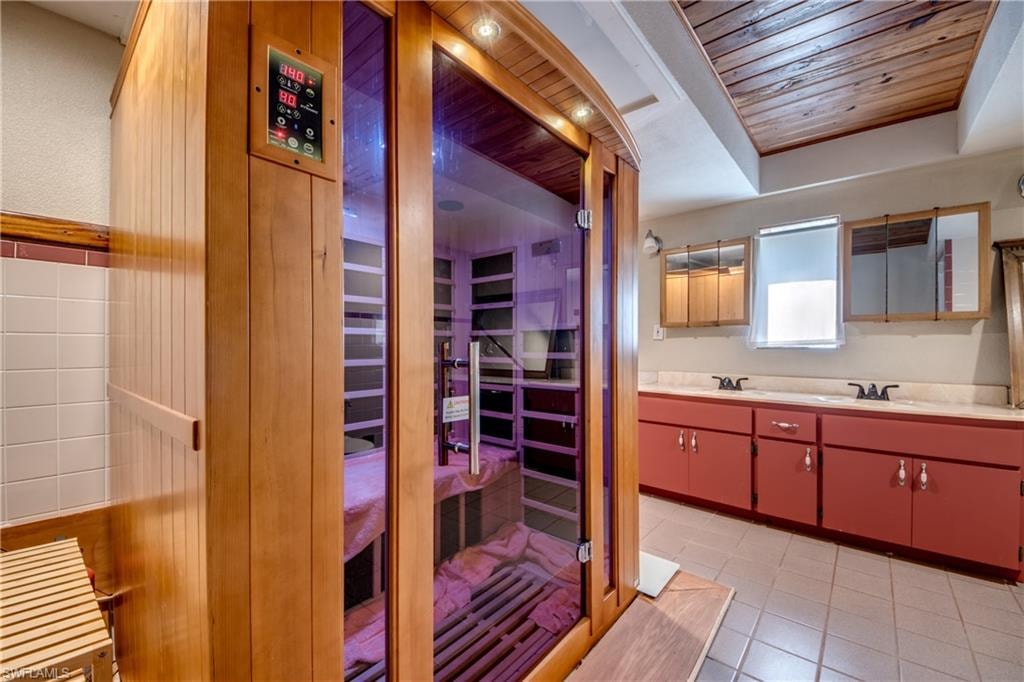 5121 Muddy LN photo 17