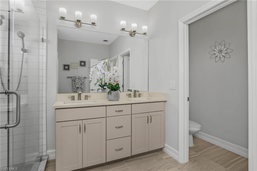 Double sinks in Primary Bathroom