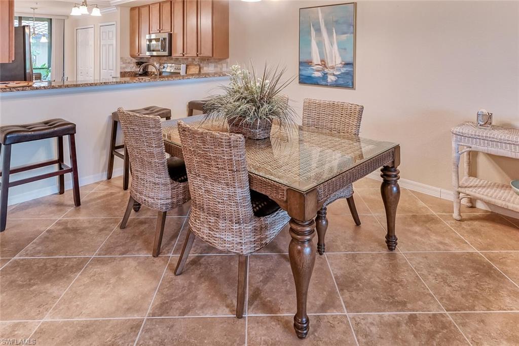 9528 Avellino WAY 2515 photo 7