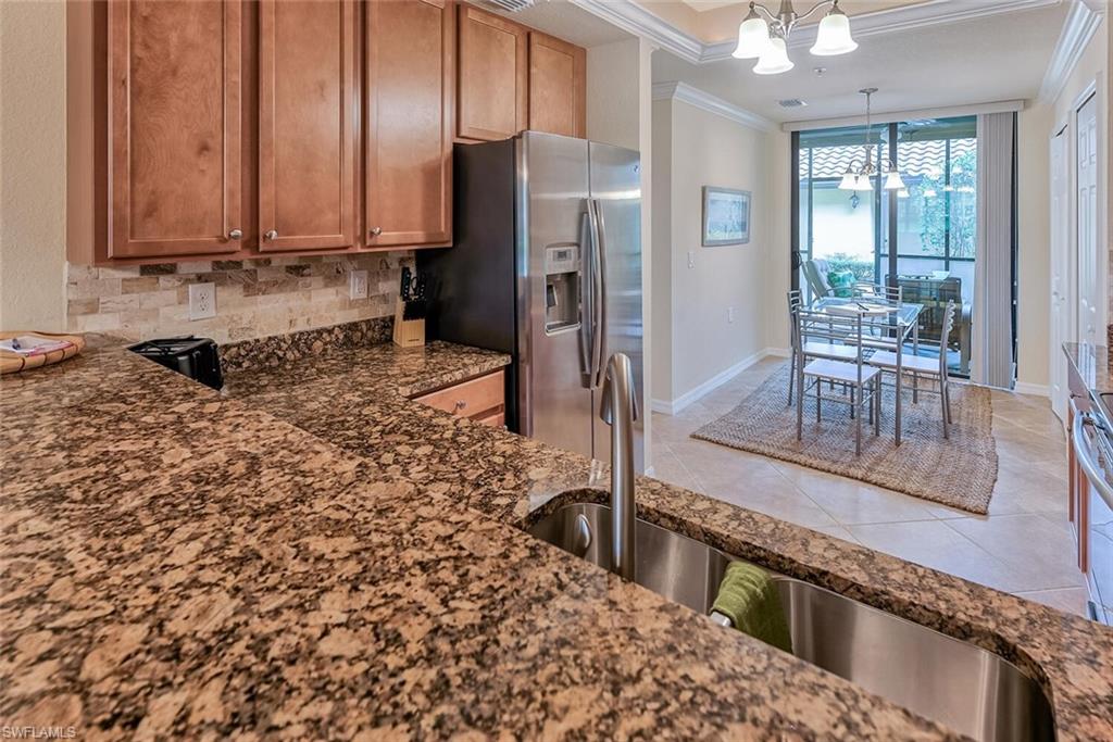 9528 Avellino WAY 2515 photo 10