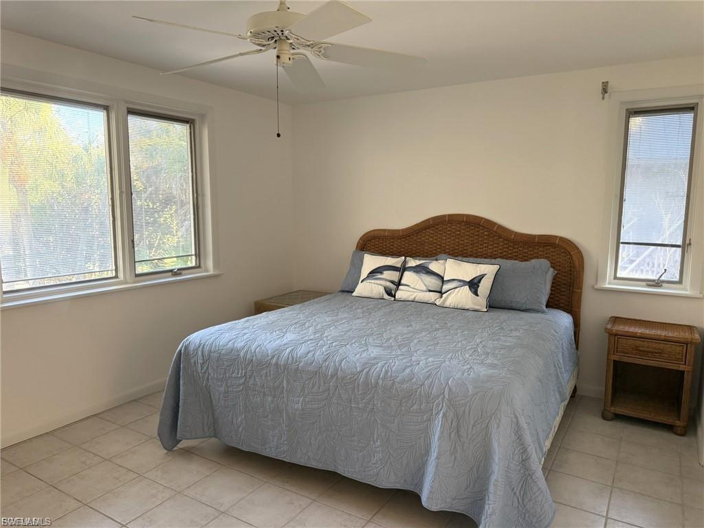 484 Gulf Bend DR photo 30