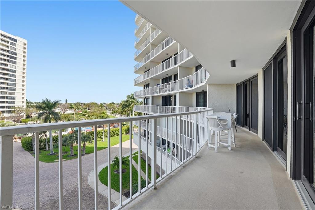 320 Seaview CT 2-408 photo 28