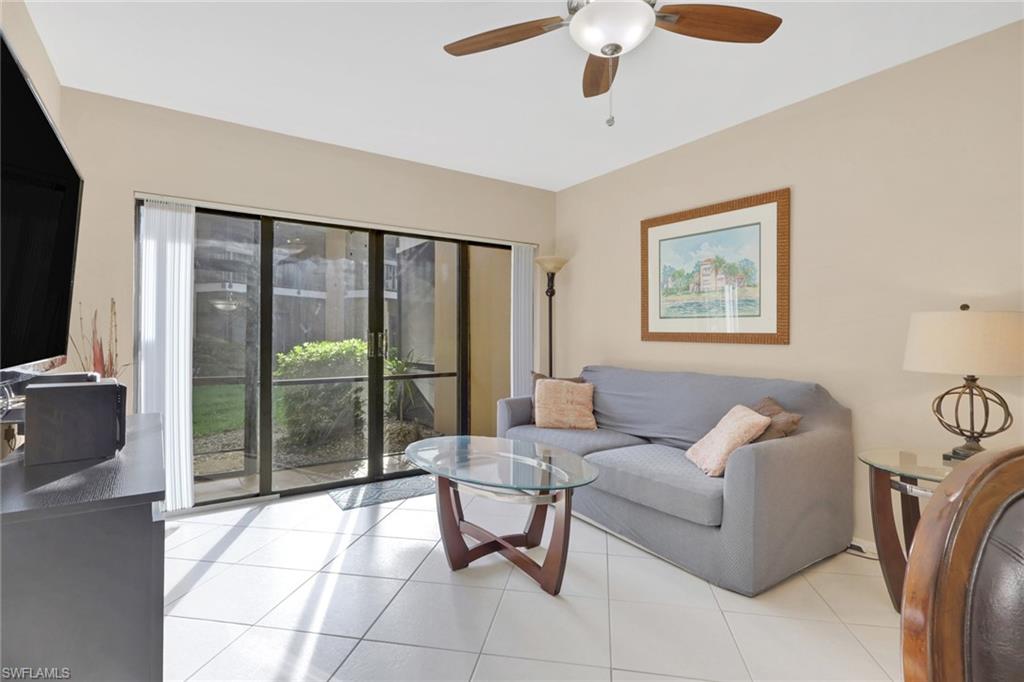 61 Greenbrier ST 7-105