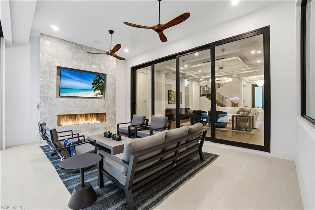 Outdoor living room
