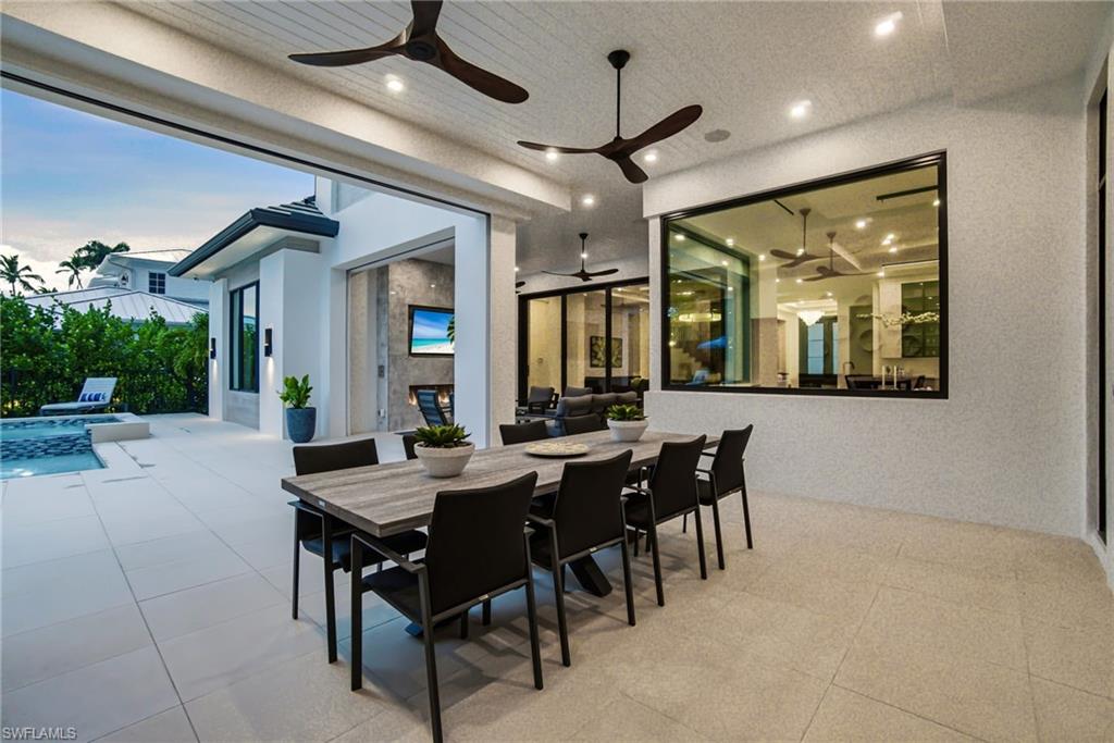 Outdoor dining area