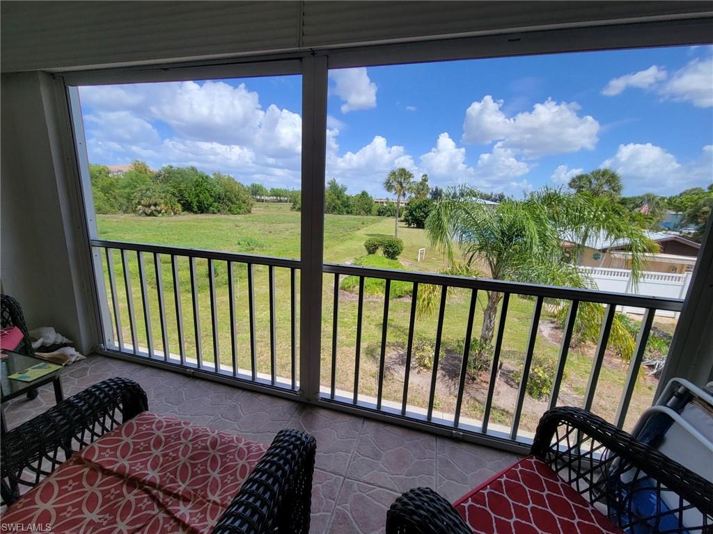 16051 Dublin CIR 202 photo 8