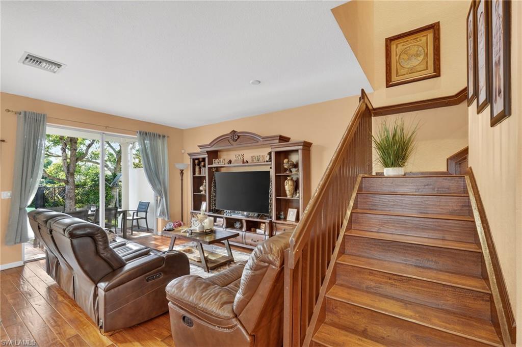 7005 Romana WAY 1701 photo 10