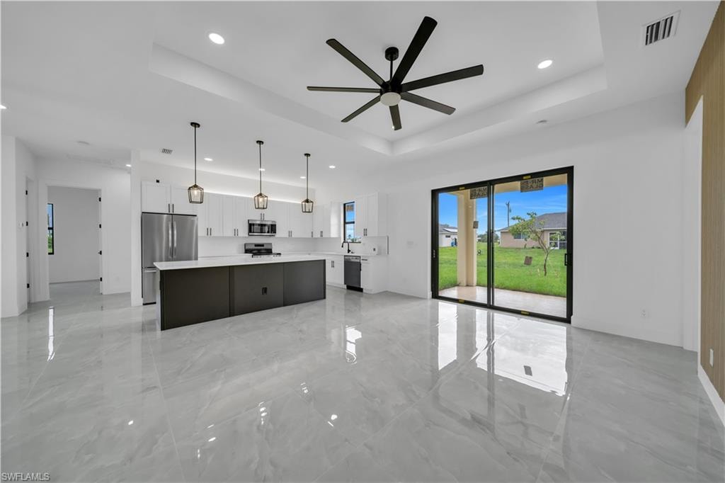 2720 Santa Barbara BLVD N photo 9