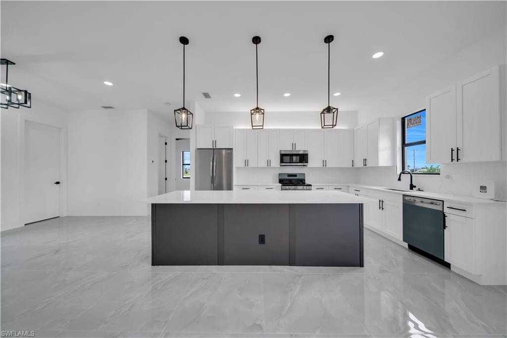 2720 Santa Barbara BLVD N photo 10