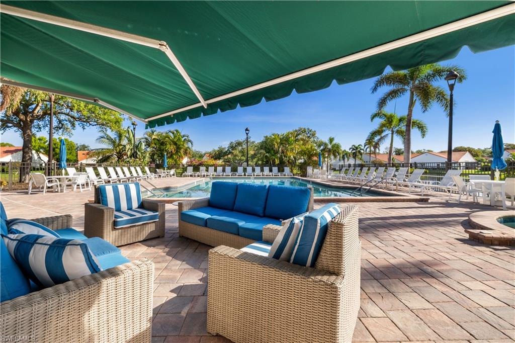 565 Beachwalk CIR T-102 photo 23