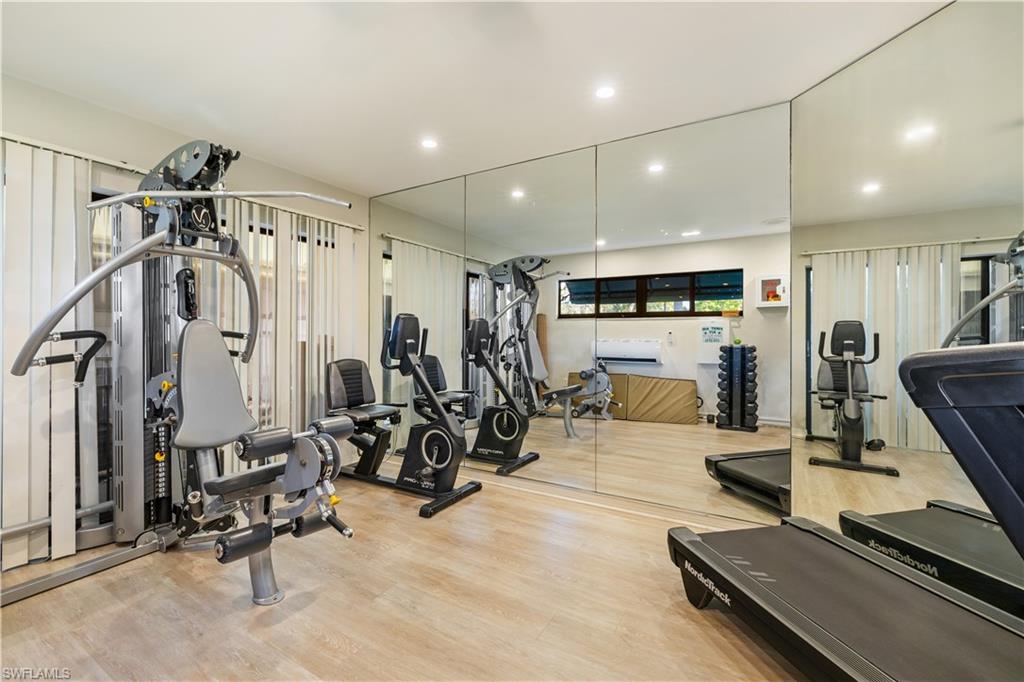 565 Beachwalk CIR T-102 photo 27
