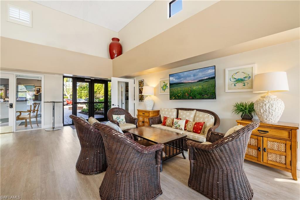 565 Beachwalk CIR T-102 photo 24