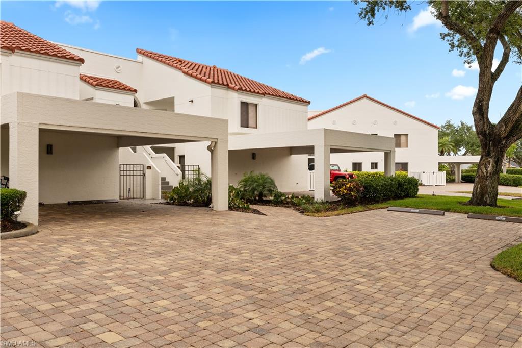565 Beachwalk CIR T-102 photo 19