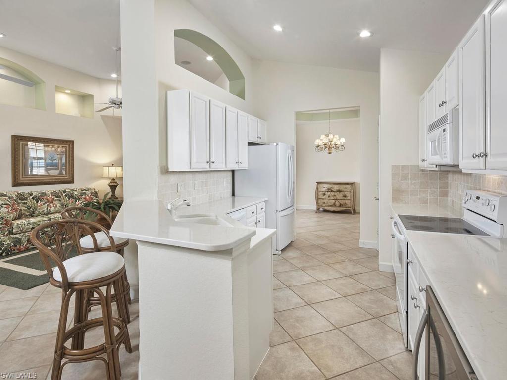 26932 Montego Pointe CT 201 photo 6