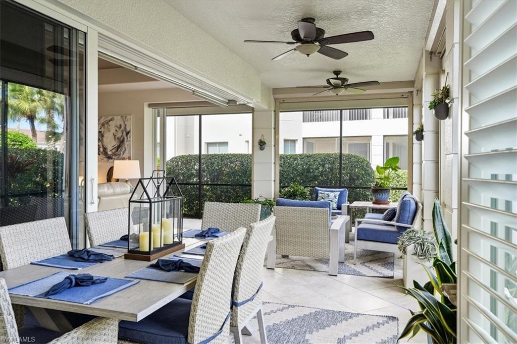 Fabulous lanai!  Great for entertaining!