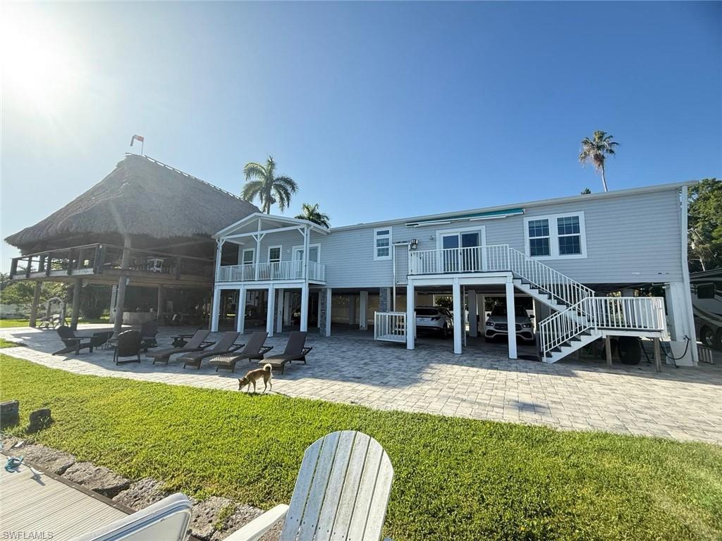 4835 Riverside DR