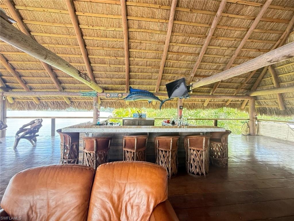 4835 Riverside DR photo 22