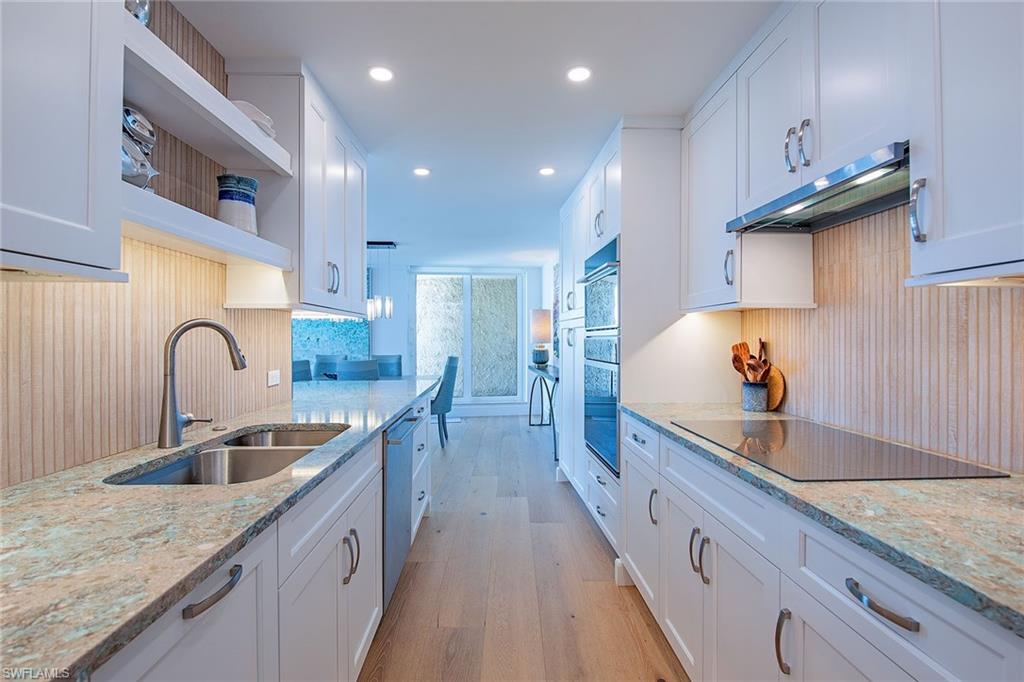 4001 Gulf Shore BLVD N 1100