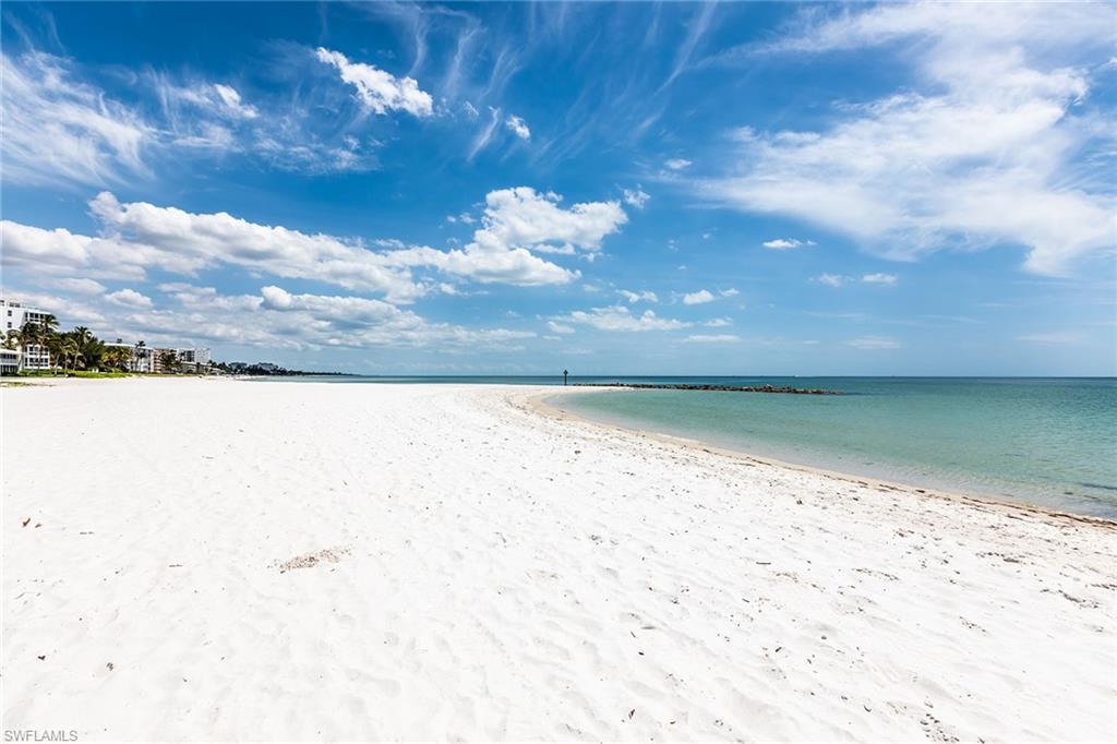 2203 Gulf Shore BLVD N E1 photo 17