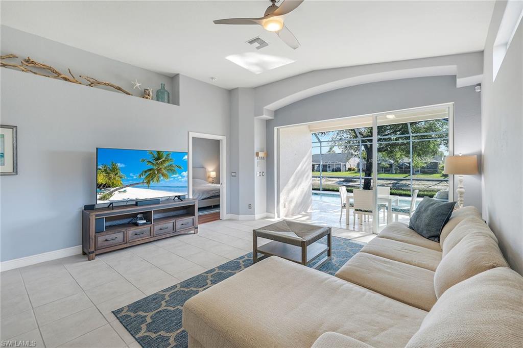 8616 Ibis Cove CIR
