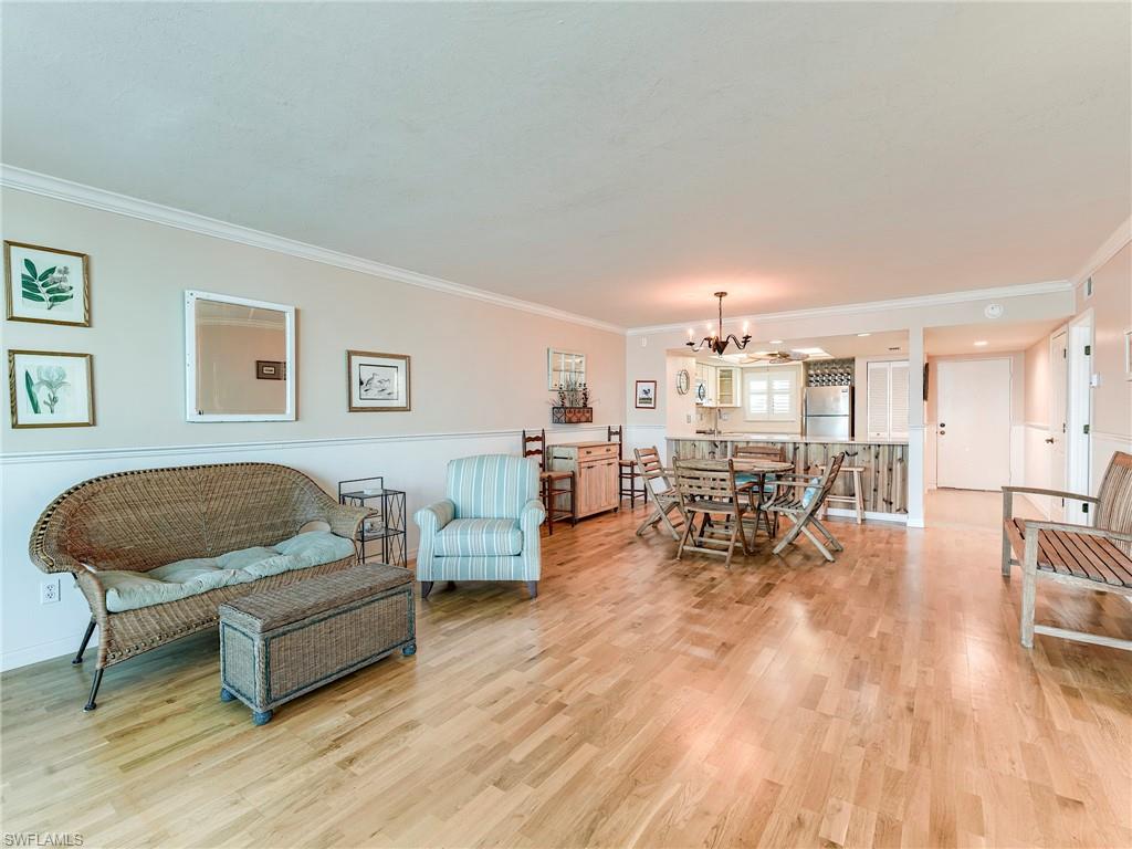 LIVING AND DINING ROOM